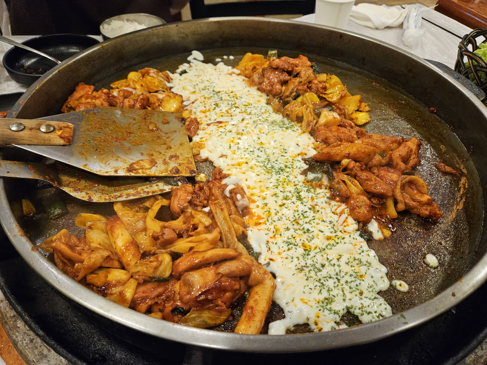 춘천메밀촌닭갈비 1