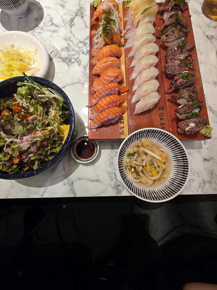 Sindochobap (신도초밥) 3
