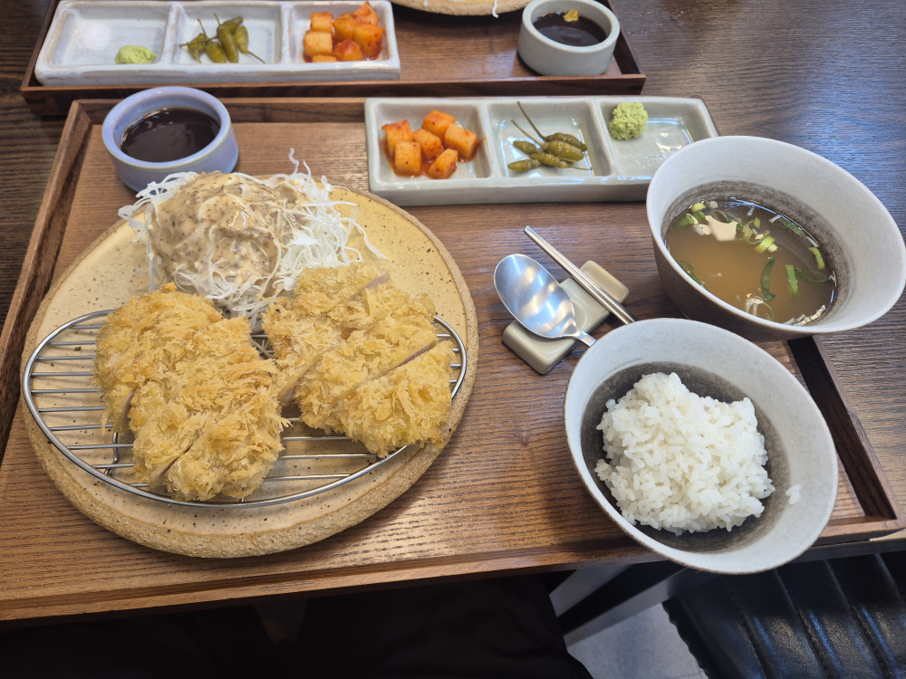 Kacheuodo pyeongtaekjeom (카츠오도 평택점) 1