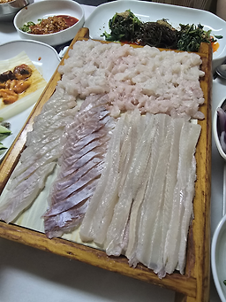 Cheongsapohoetjip (청사포횟집) 2