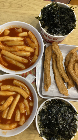 Sinjeontteokboki (신전떡볶이) 1