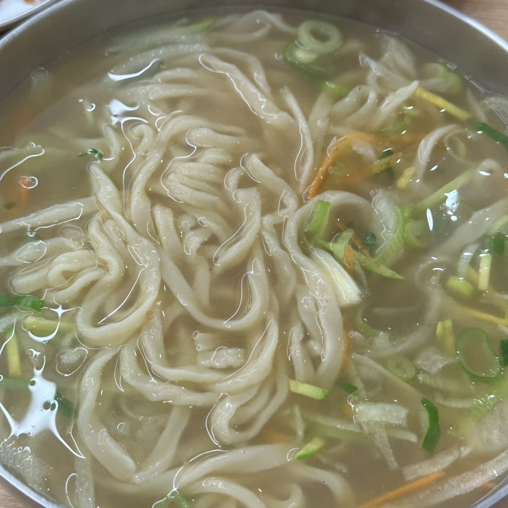 홍남매 칼국수 망포역점