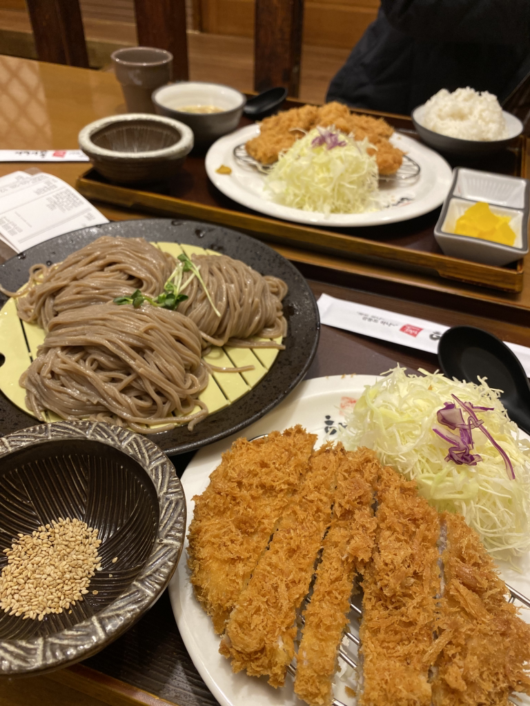 Hanadonkkaseu oncheonjeom (하나돈까스 온천점) 3