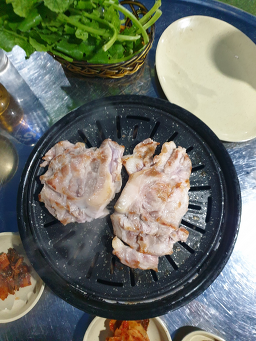 Suninegukbapjip (순이네국밥집) 1