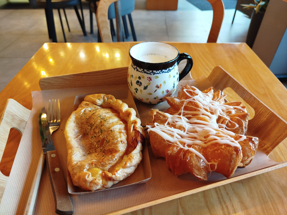 Joheunachimpeseuchyuriyangjaejeom (좋은아침페스츄리양재점) 1