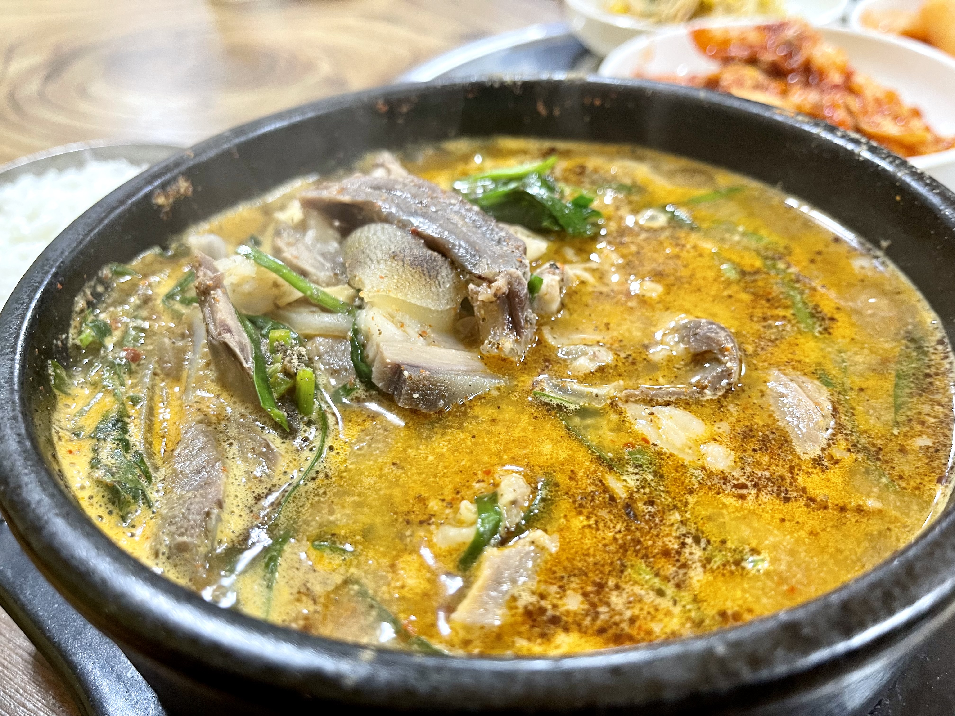 하늘먹은흑염소목장 3