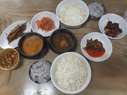 Taebaeksundubu (태백순두부) 3