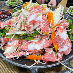 Gayahanumaeul (가야한우마을) 3