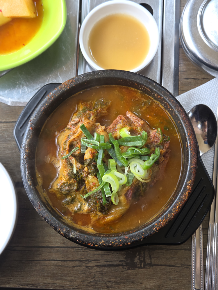 Ttobagihaejangguk (또바기해장국) 1