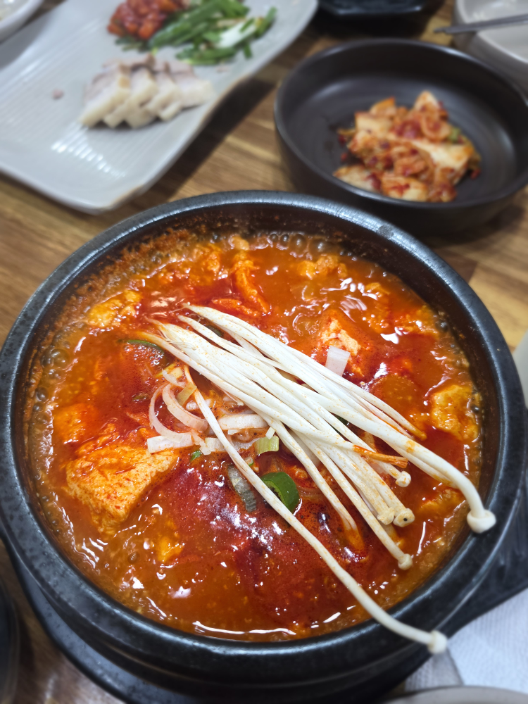 Ilpummyeongga (일품명가) 2