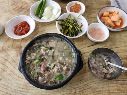 고성장터국밥 사진 8