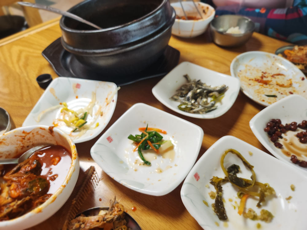 Haenggarimaeuntang (행가리매운탕) 2