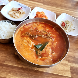 수라전통육개장 1