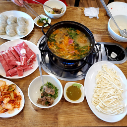 홍두깨샤브칼국수 3