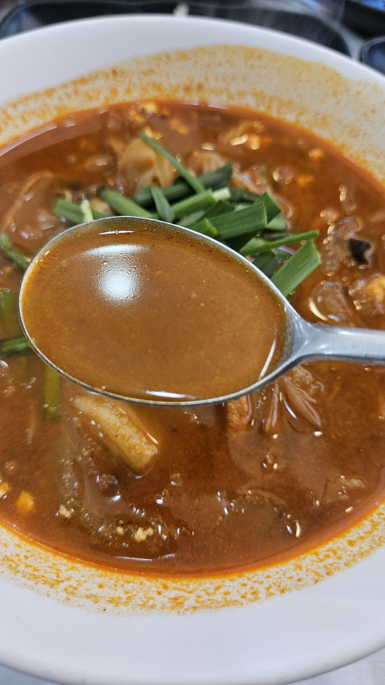 Chodangmaetdolsundubu (초당맷돌순두부) 1