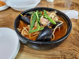 홍굴이해물짬뽕 2