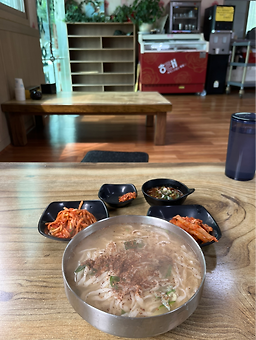 Dabunekalguksu (다부네칼국수) 2