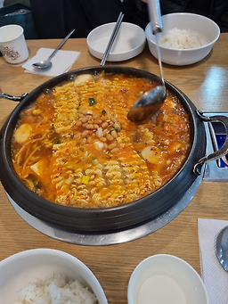 Oyeosabudaejjigae 1