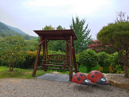 산아래카페 1