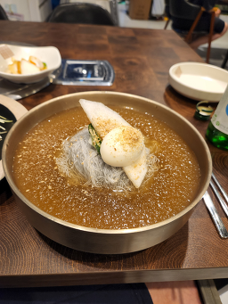 Dongbaekgalbi (동백갈비) 2