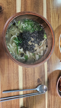 강릉할머니손칼국수 4