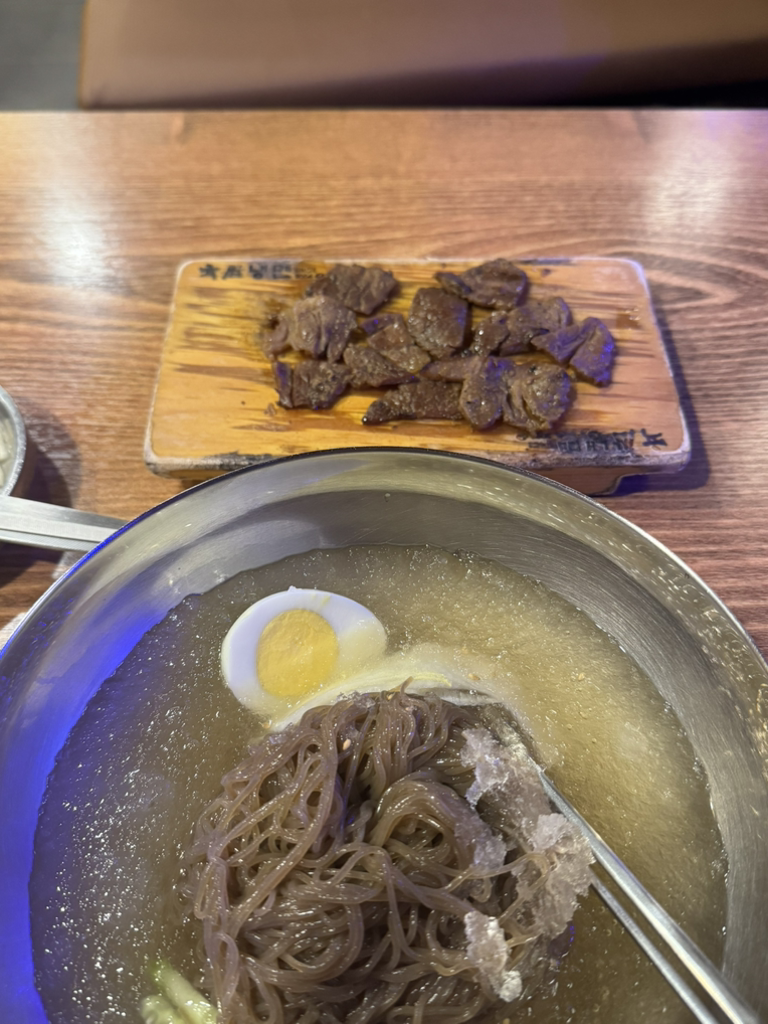 육쌈냉면 3