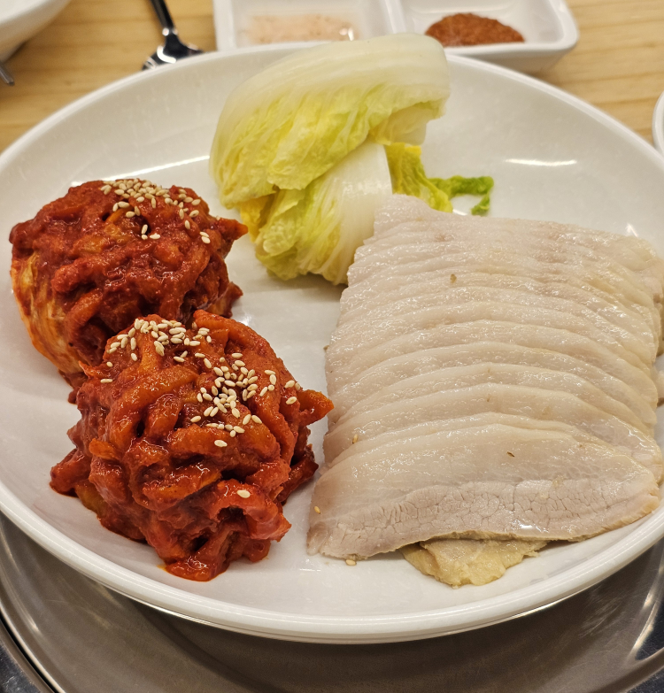 Bakmanbaearirangbossam gimposau (박만배아리랑보쌈 김포사우) 3