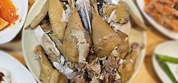 Cheonnyeonbibeopotdak (천년비법옻닭) 3