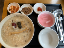 본죽&비빔밥cafe 신촌점 대표 사진