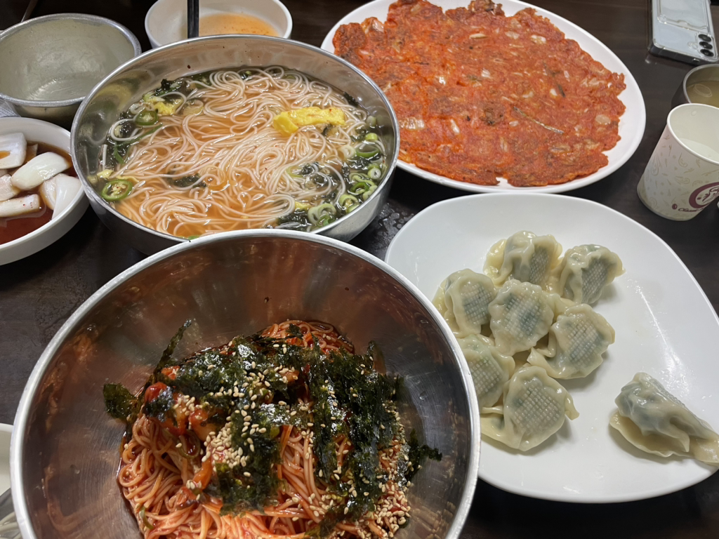 체부동잔치집 사진 4