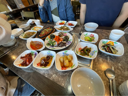 Jujeongolsanchaemaeul (주전골산채마을) 2