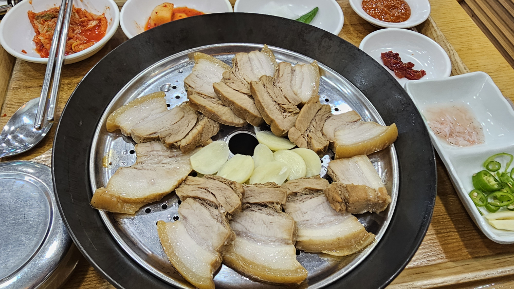 큰맘할매순대국 4
