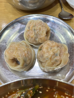 Bukchonsonmandugangseohangangjaijeom (북촌손만두강서한강자이점) 1