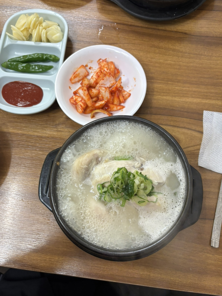 Cheonilsamgyetang 4