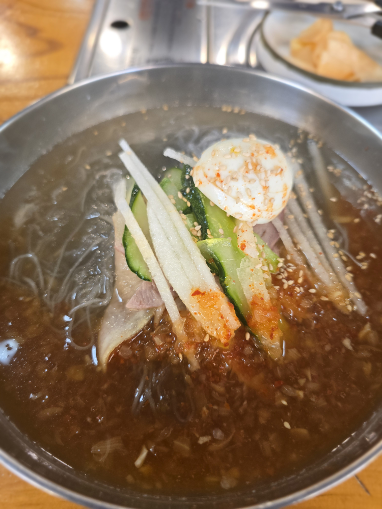 Hwangsannaengmyeon (황산냉면) 2