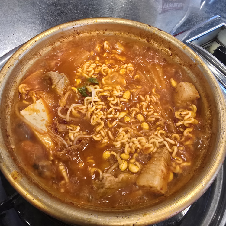 Gamegolyangpunigimchijjigae 5