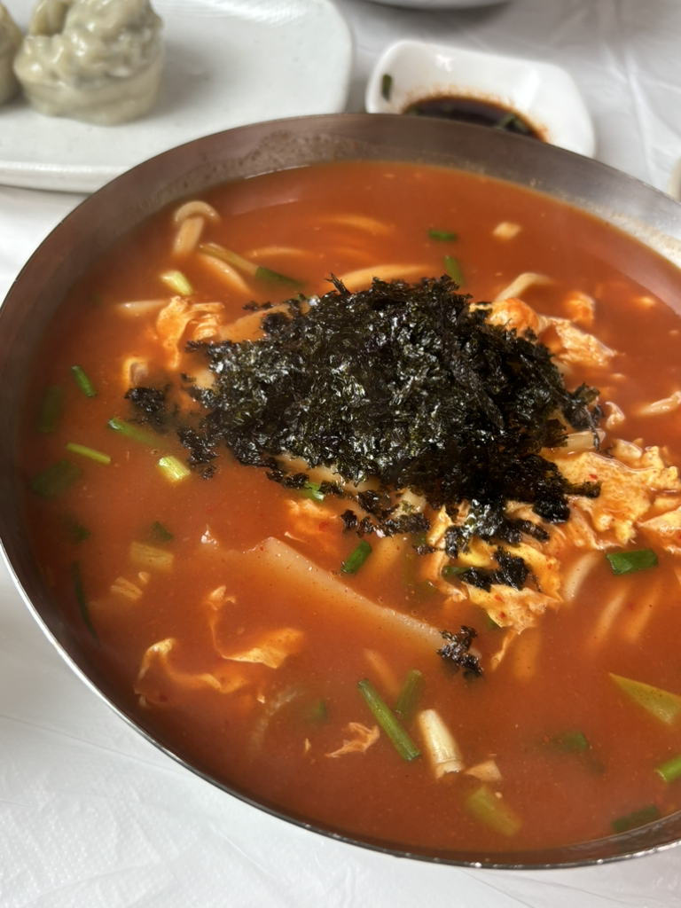 추필여국시 7