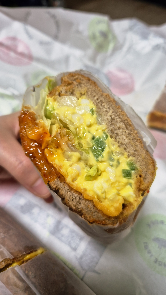 퀴즈노스 연대동문회관점 사진 4
