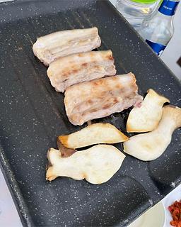 흑돼지앤꼼장어 대표 사진