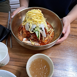Makguksuchogyetang (막국수초계탕) 2