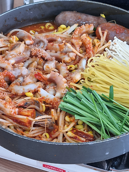 Hanamnakjimadang (하남낙지마당) 2