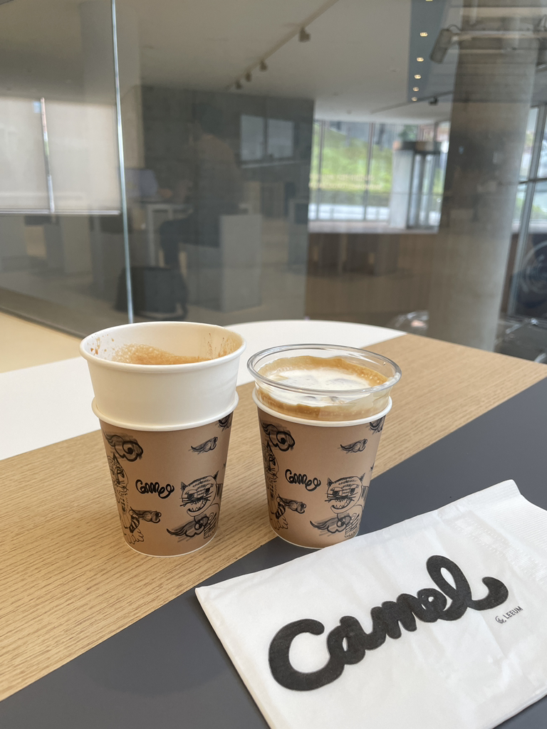 카멜커피 리움미술관점