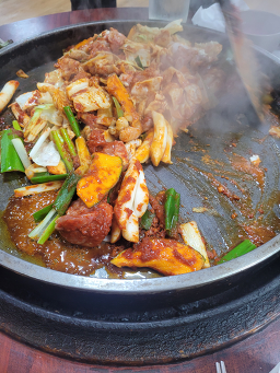 Yeoheungsutbulgalbi (여흥숯불갈비) 2