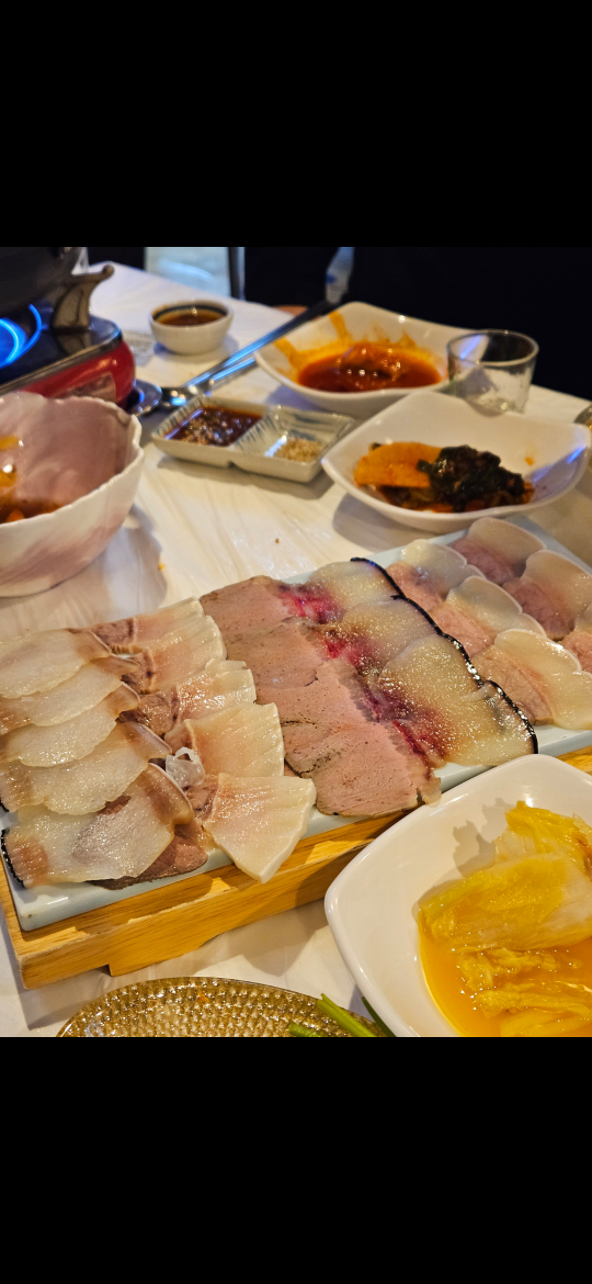 부산복국고래고기 1