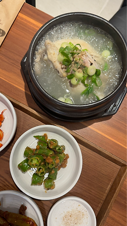 Cheonhailmi samgyetang) (천하일미 삼계탕)) 2