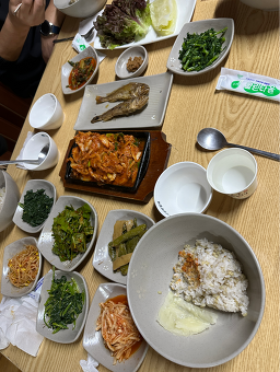 기와집보리밥 1