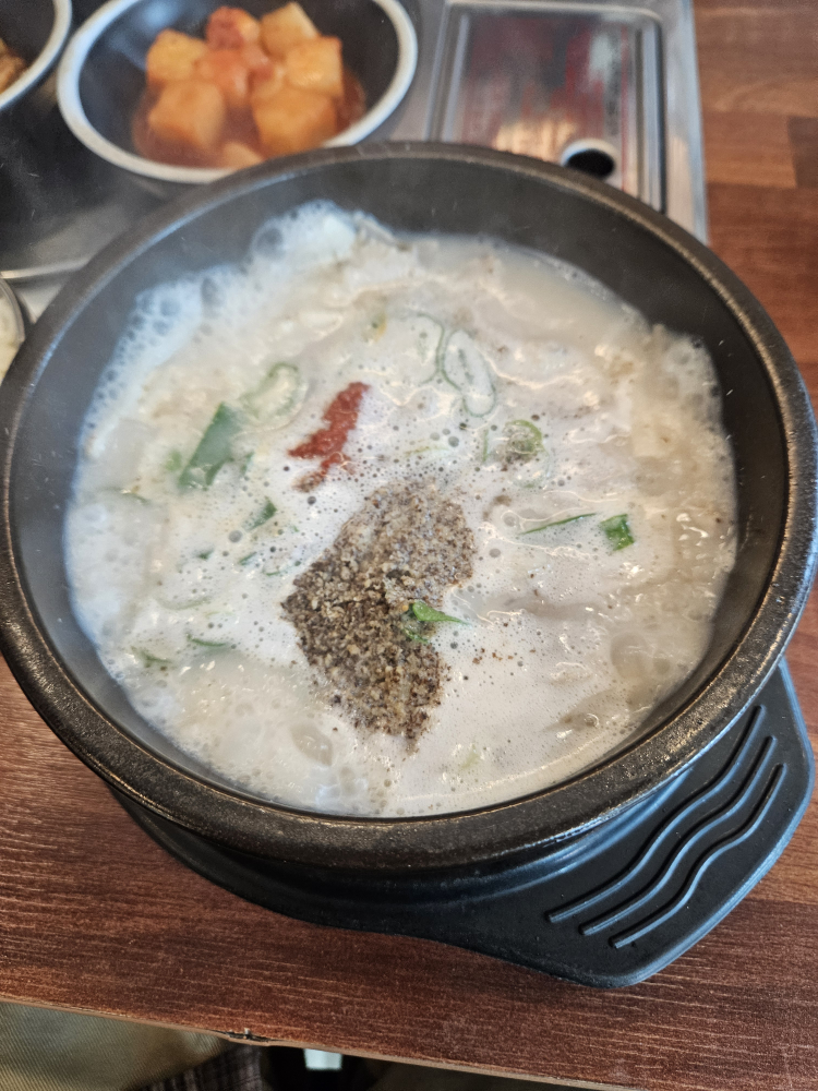 Boseunghoegwan (보승회관) 3