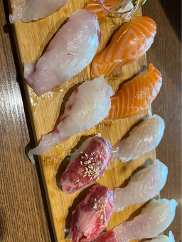 Gimmungyoseusi (김문교스시) 2
