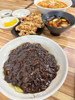 유니짜장 사진