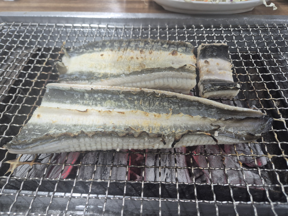 Meokgolpungcheonminmuljangeo (먹골풍천민물장어) 2